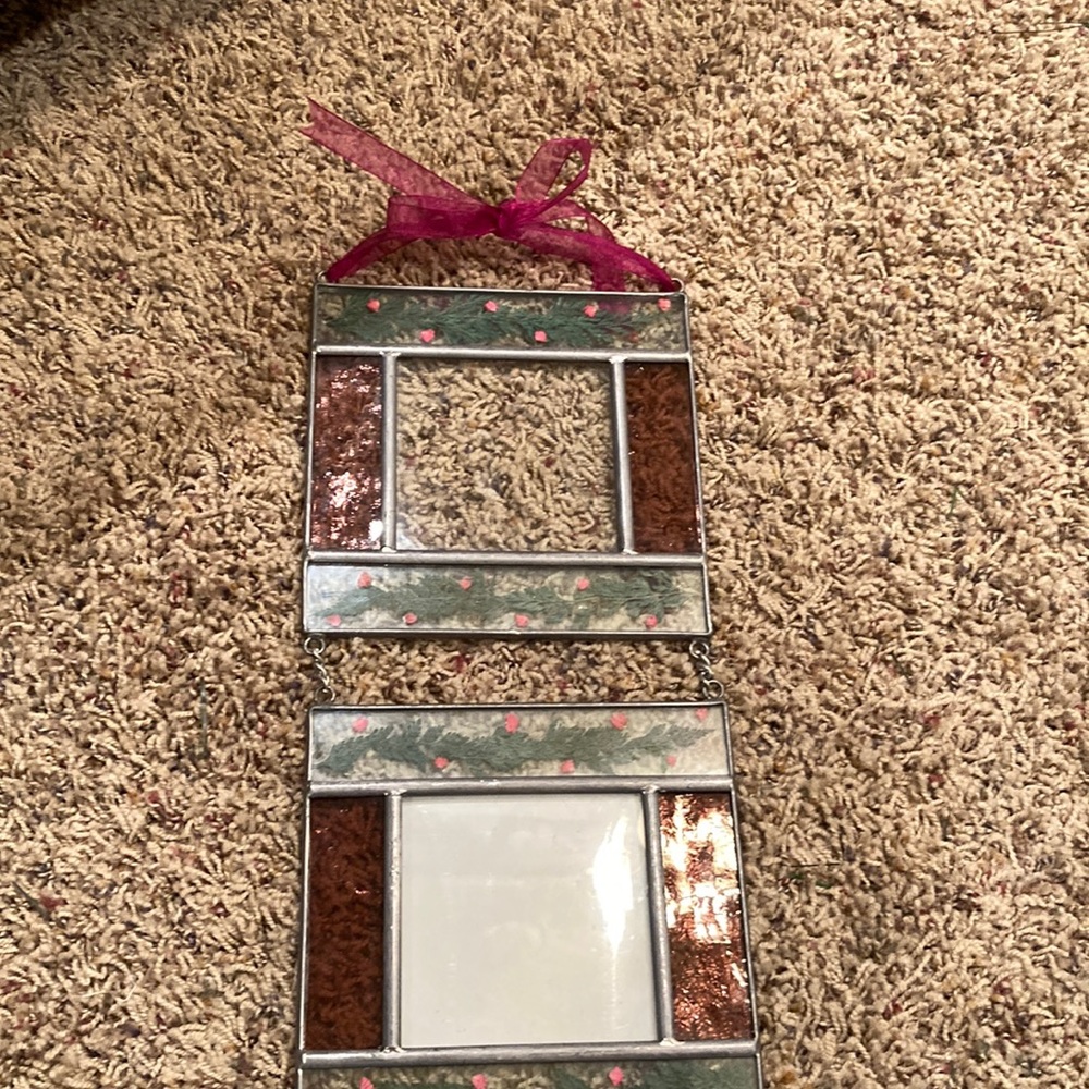 NWOT glass wall photo frame